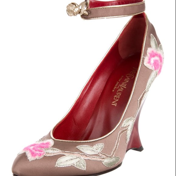 YVES SAINT LAURENT Tom Ford  “Opium” Lotus Heels - Picture 1 of 14
